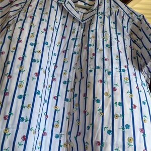 Women’s White Stripe Floral Button-Up Shirt